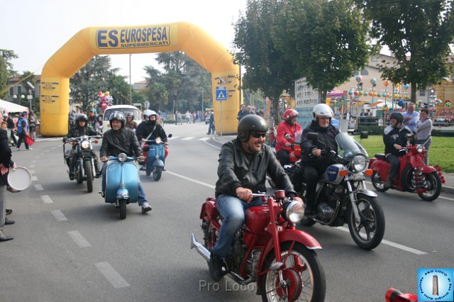 Auto-Moto-Storiche 2010 (30).JPG